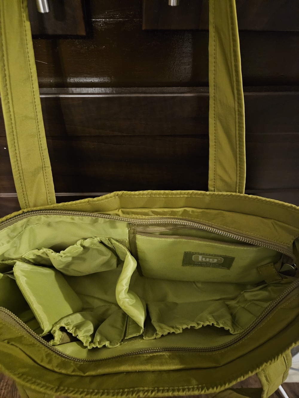 lug Streetcar Quilted Tote Bag in Green - Picture 3 of 3
